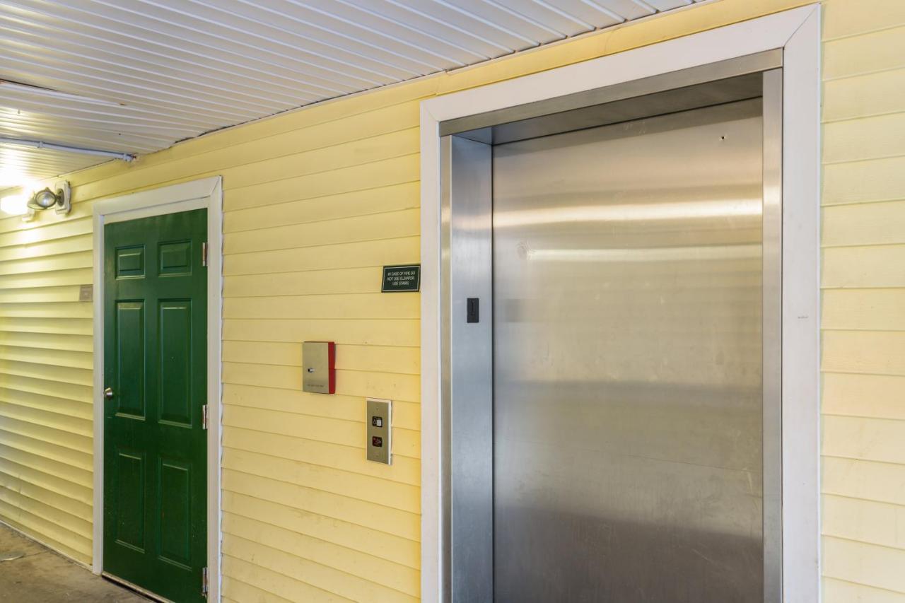 Hometowne Studios By Red Roof Nashville - Airport/Briley Pkwy Eksteriør bilde