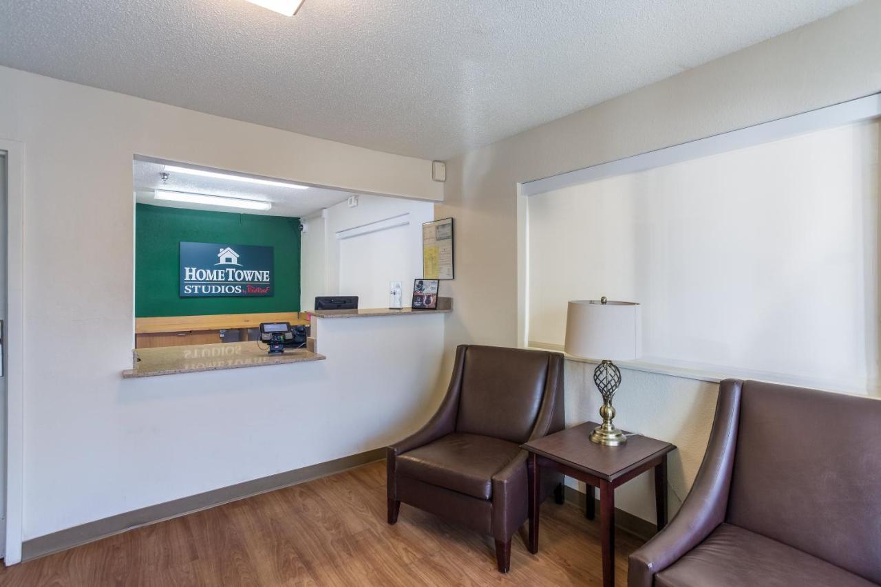 Hometowne Studios By Red Roof Nashville - Airport/Briley Pkwy Eksteriør bilde