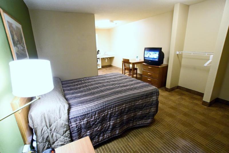 Hometowne Studios By Red Roof Nashville - Airport/Briley Pkwy Eksteriør bilde