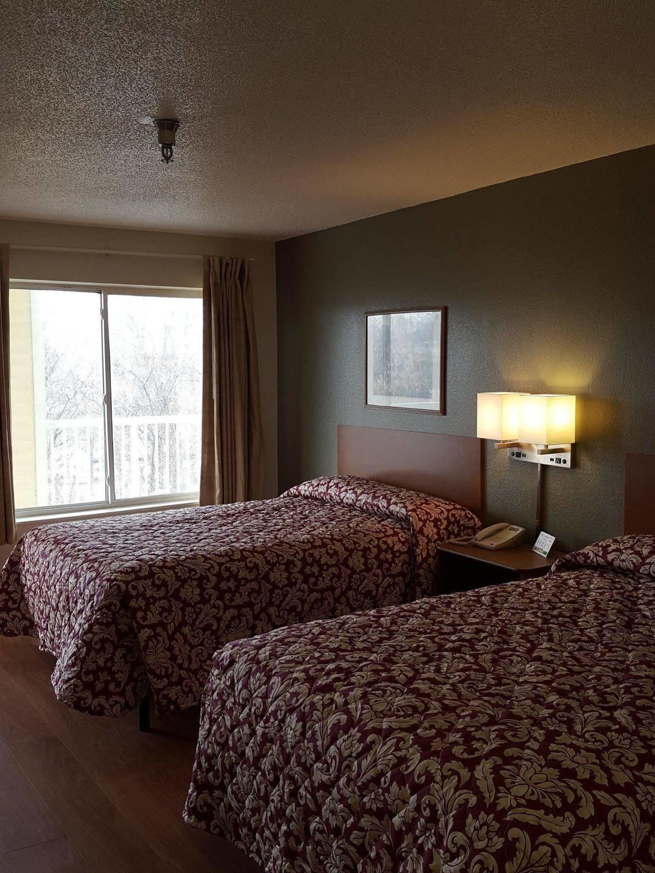 Hometowne Studios By Red Roof Nashville - Airport/Briley Pkwy Eksteriør bilde